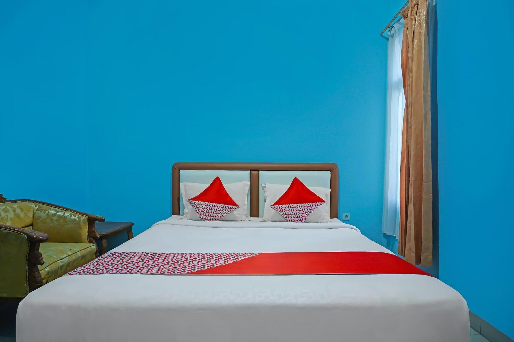 Oyo 92577 Hotel Sidikalang Near Kejaksaan Negeri Dairi ภายนอก รูปภาพ